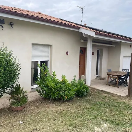 House Near Metro *